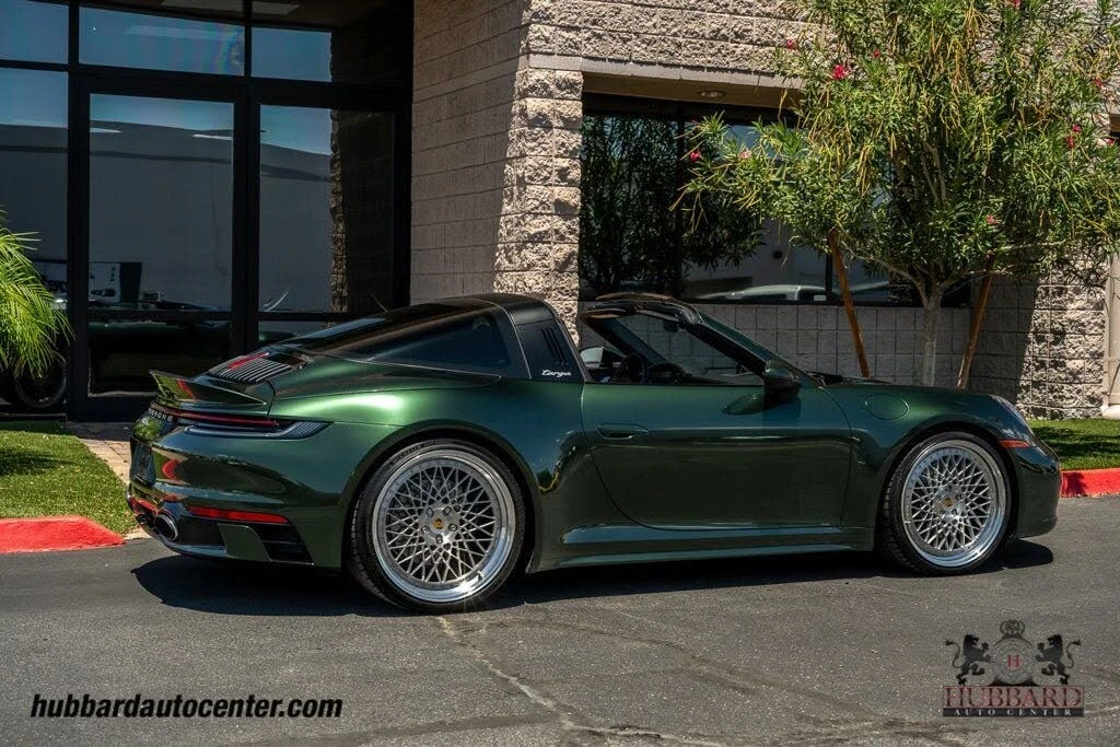 2024 Porsche 992 Carrera - Image 8 of 31
