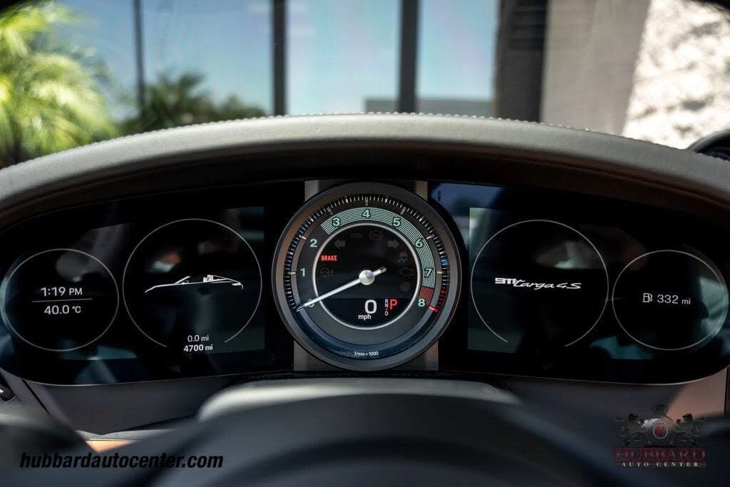 2024 Porsche 992 Carrera - Image 23 of 31