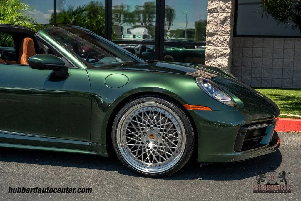 2024 Porsche 992 Carrera - Image 14 of 31