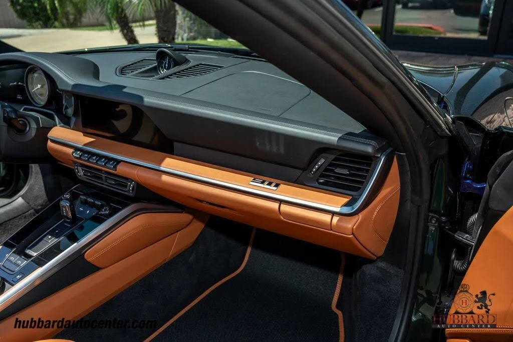 2024 Porsche 992 Carrera - Image 27 of 31