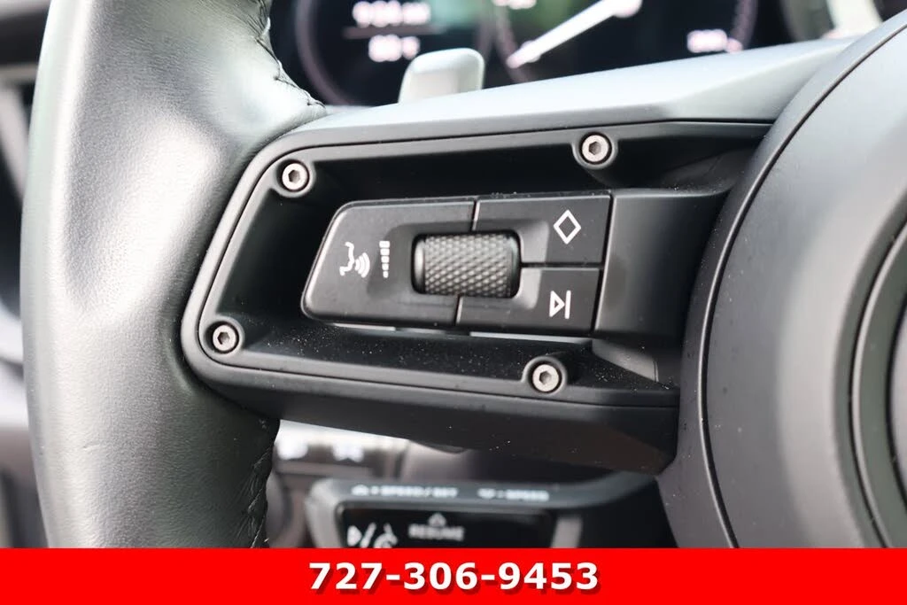2024 Porsche 992 Carrera - Image 24 of 29