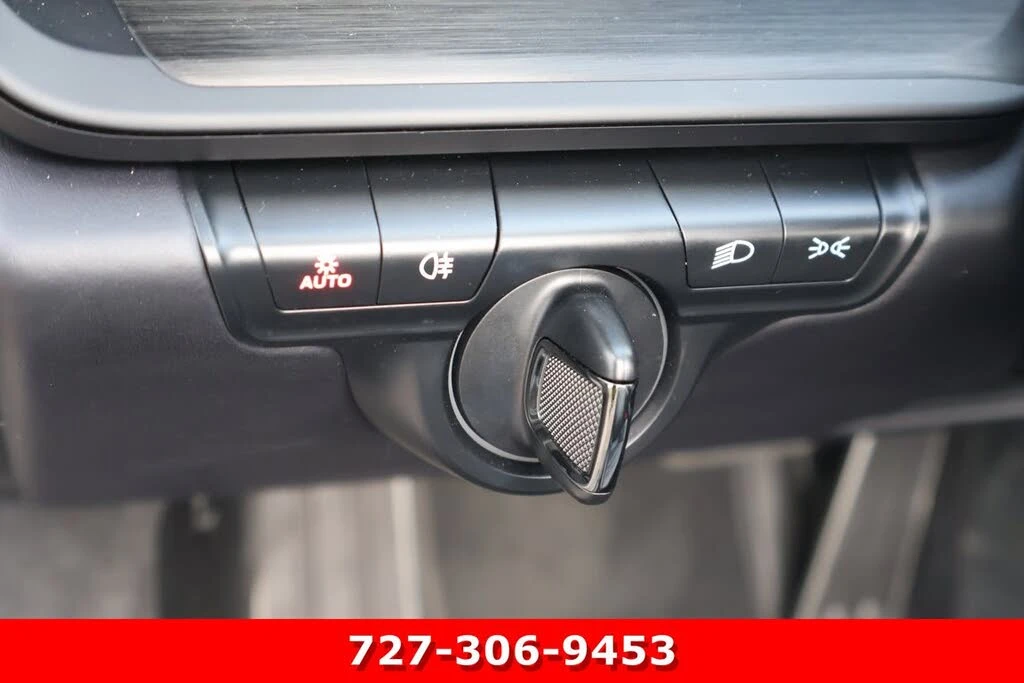 2024 Porsche 992 Carrera - Image 21 of 29