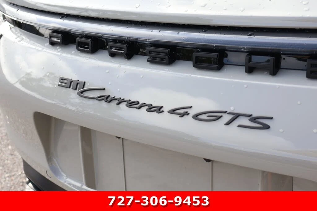 2024 Porsche 992 Carrera - Image 10 of 29