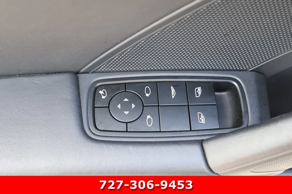 2024 Porsche 992 Carrera - Image 16 of 29