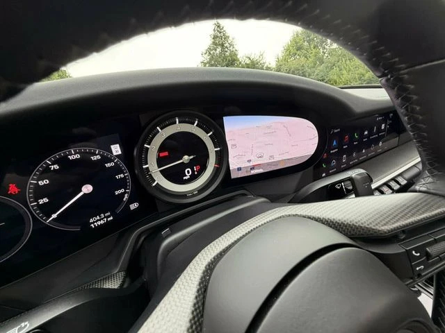 2024 Porsche 992 Carrera - Image 28 of 31