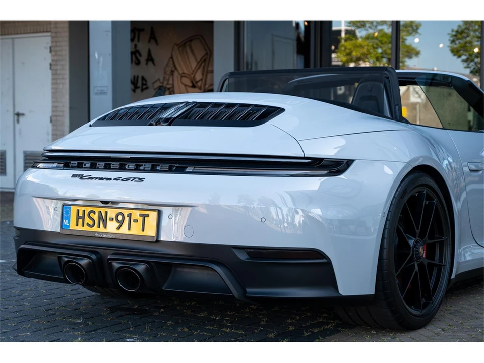 2024 Porsche 992 Carrera - Image 4 of 11