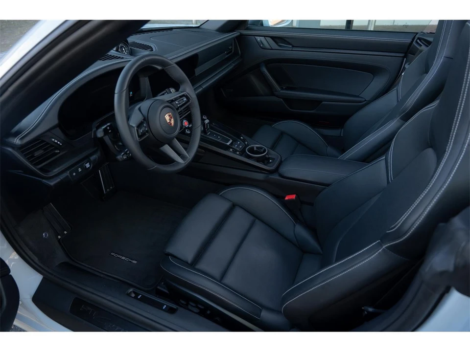 2024 Porsche 992 Carrera - Image 7 of 11