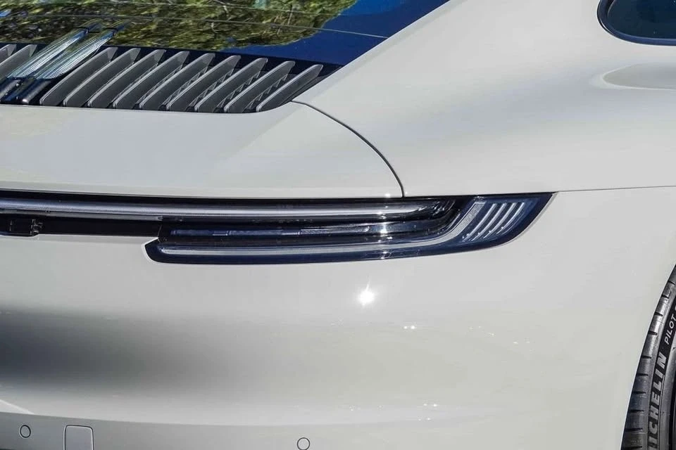 2024 Porsche 992 Carrera 4 - Image 9 of 20