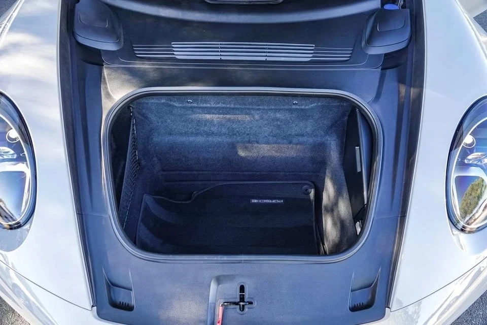 2024 Porsche 992 Carrera 4 - Image 20 of 20