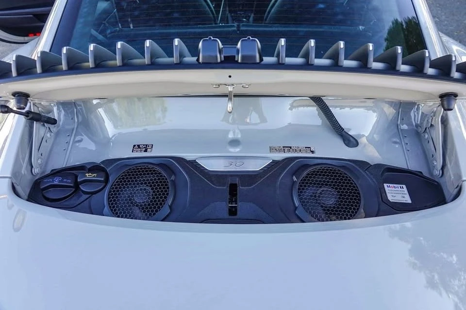2024 Porsche 992 Carrera 4 - Image 19 of 20