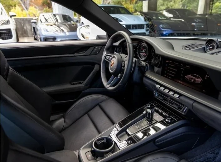 2024 Porsche 992 Carrera GTS - Image 7 of 10