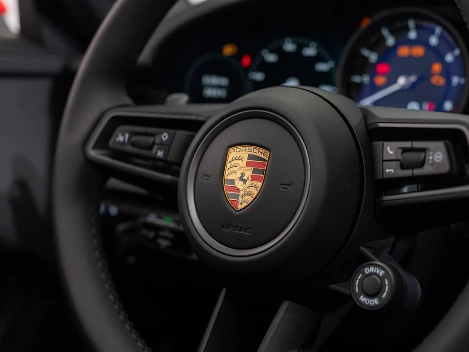 2024 Porsche 992 Carrera S - Image 16 of 18
