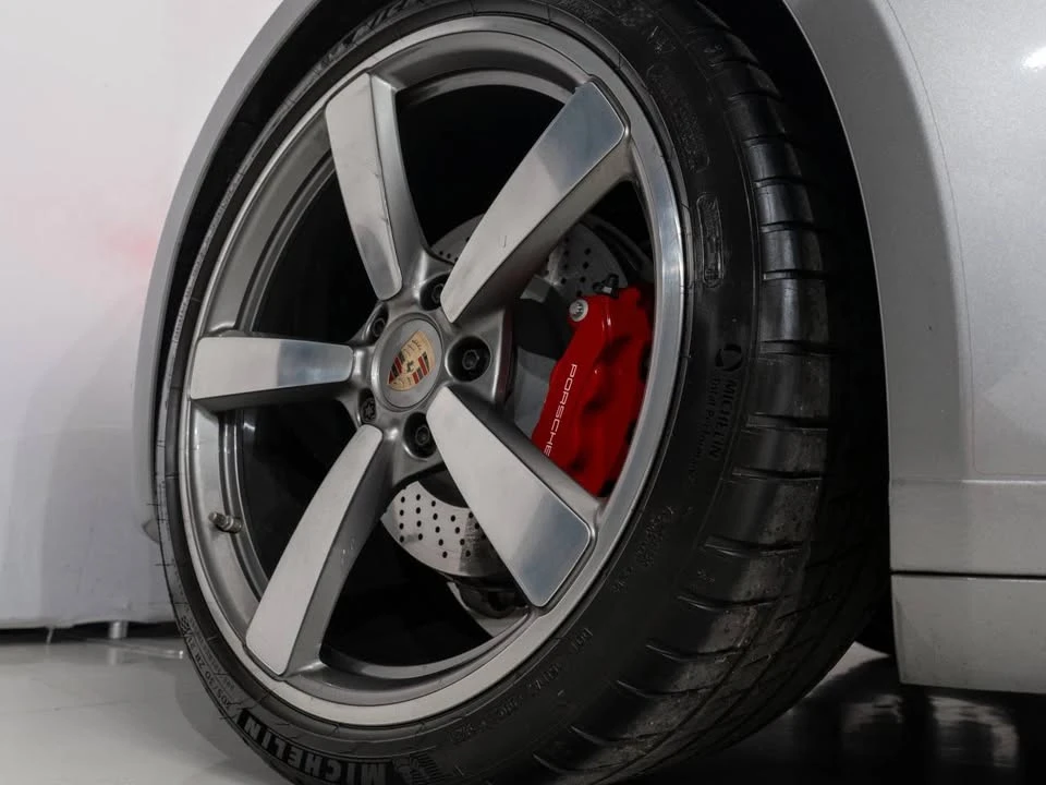 2024 Porsche 992 Carrera S - Image 14 of 19