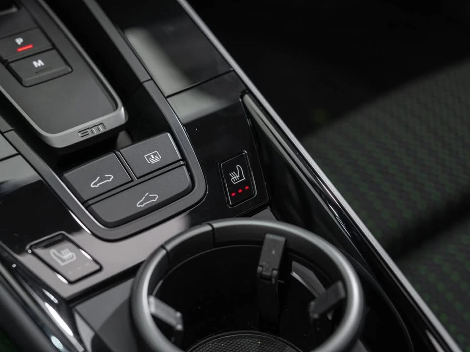 2024 Porsche 992 Carrera T - Image 12 of 19