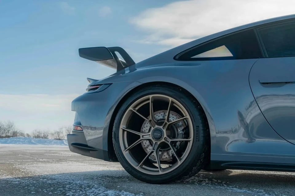 2024 Porsche 992 GT3 - Image 2 of 7