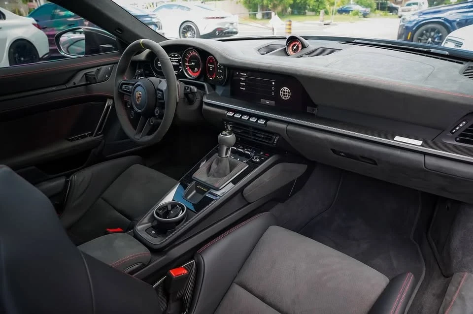 2024 Porsche 992 GT3 RS - Image 13 of 20