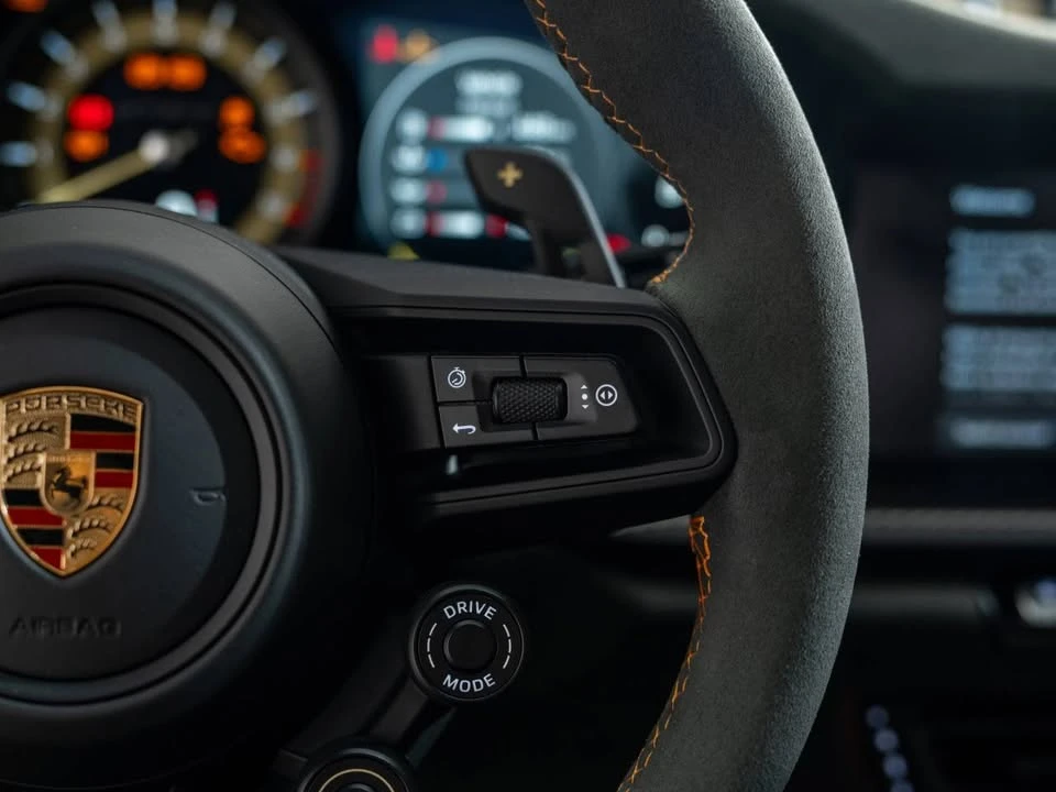 2024 Porsche 992 GT3 RS - Image 19 of 20