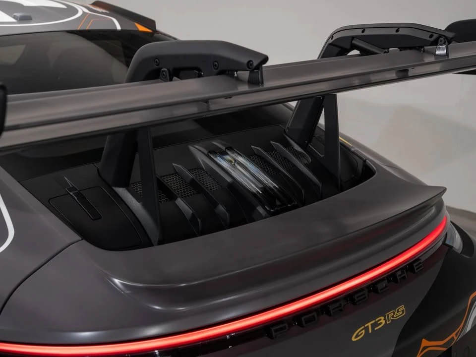 2024 Porsche 992 GT3 RS - Image 11 of 20