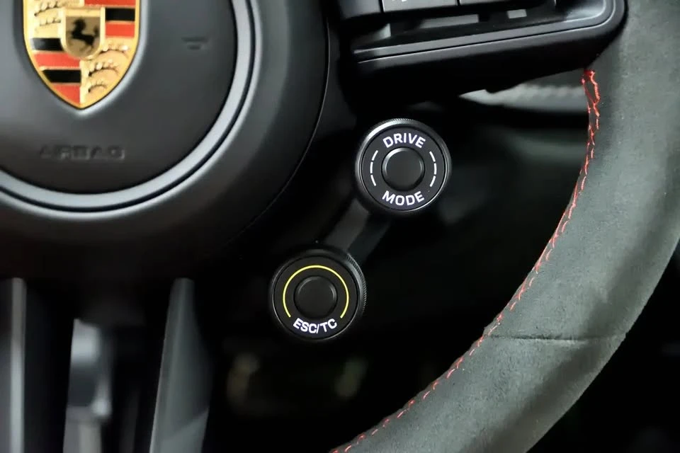 2024 Porsche 992 GT3 RS - Image 19 of 20