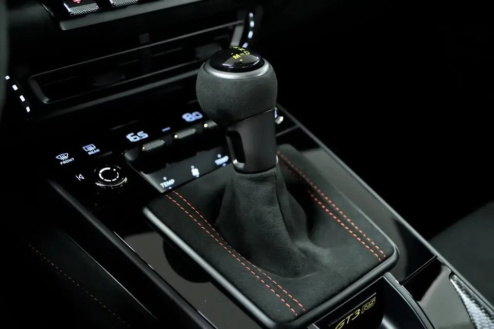2024 Porsche 992 GT3 RS - Image 14 of 20
