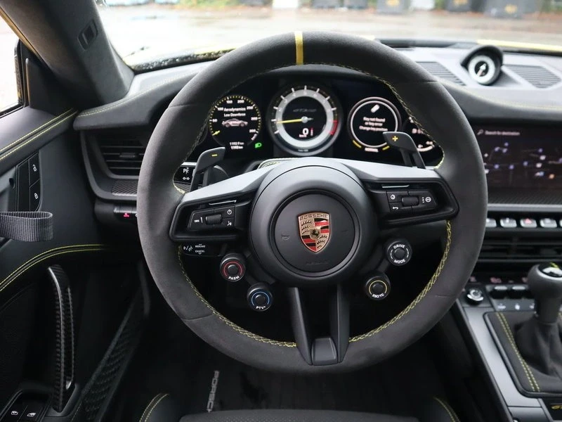 2024 Porsche 992 GT3 RS - Image 9 of 19