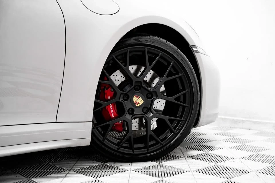 2024 Porsche 992 Targa 4 & 4S - Image 5 of 20