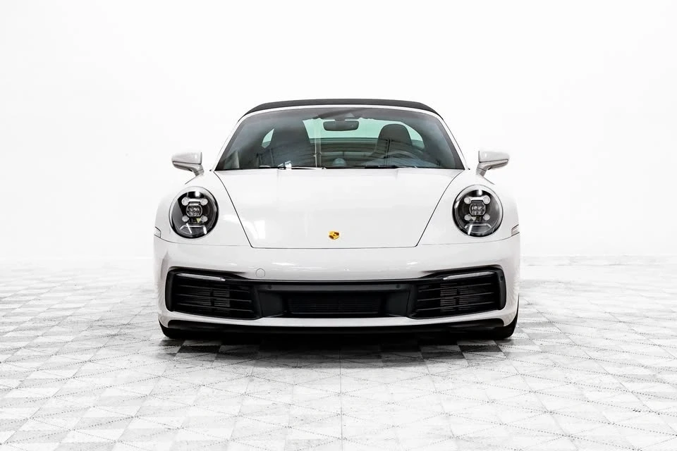 2024 Porsche 992 Targa 4 & 4S - Image 11 of 20