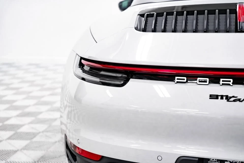 2024 Porsche 992 Targa 4 & 4S - Image 7 of 19