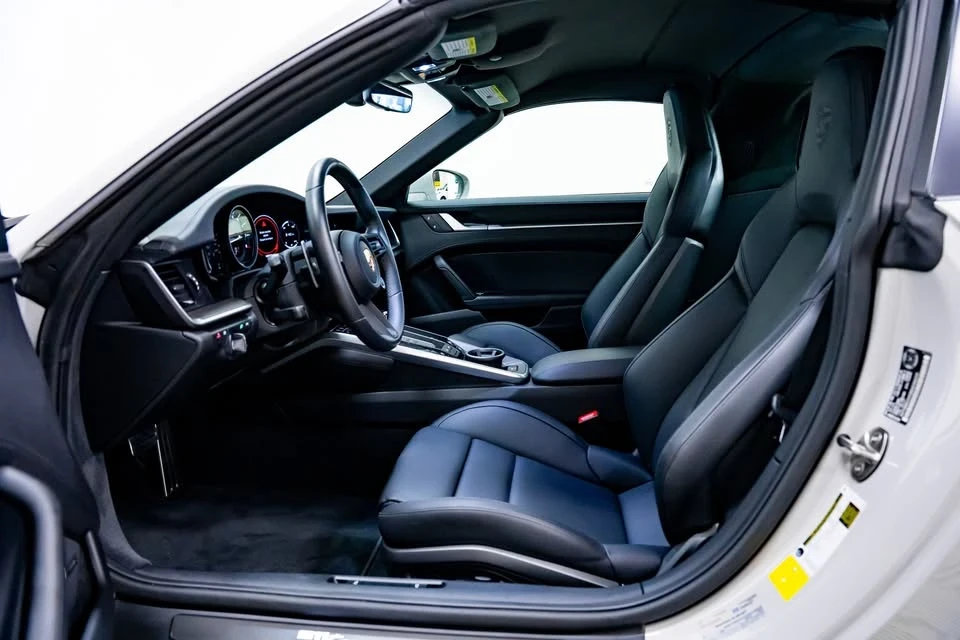 2024 Porsche 992 Targa 4 & 4S - Image 18 of 19