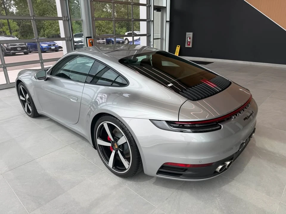 2024 Porsche 918 Spyder - Image 2 of 13