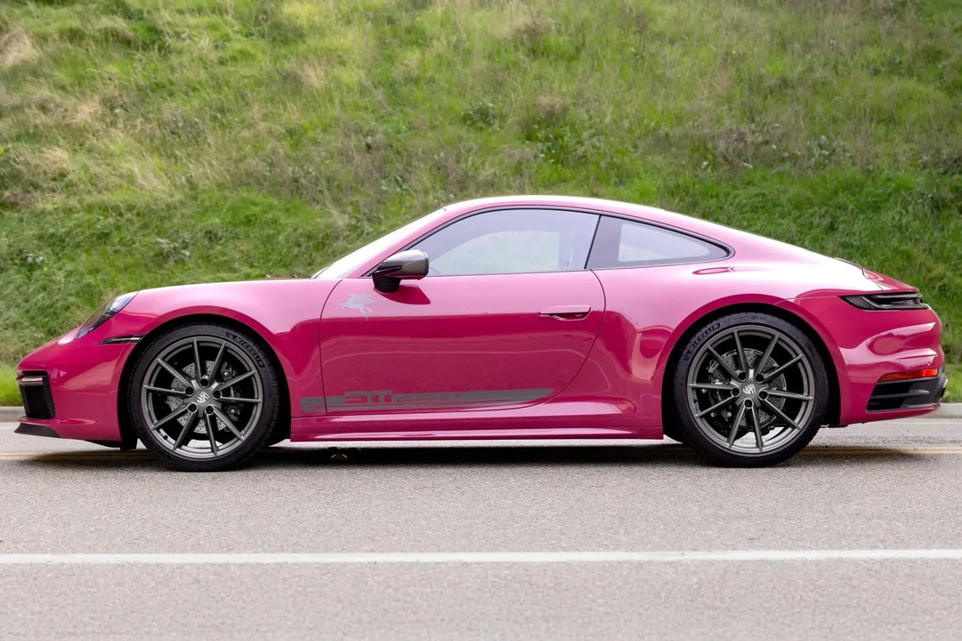 2024 Porsche 992 Carrera T - Image 5 of 6