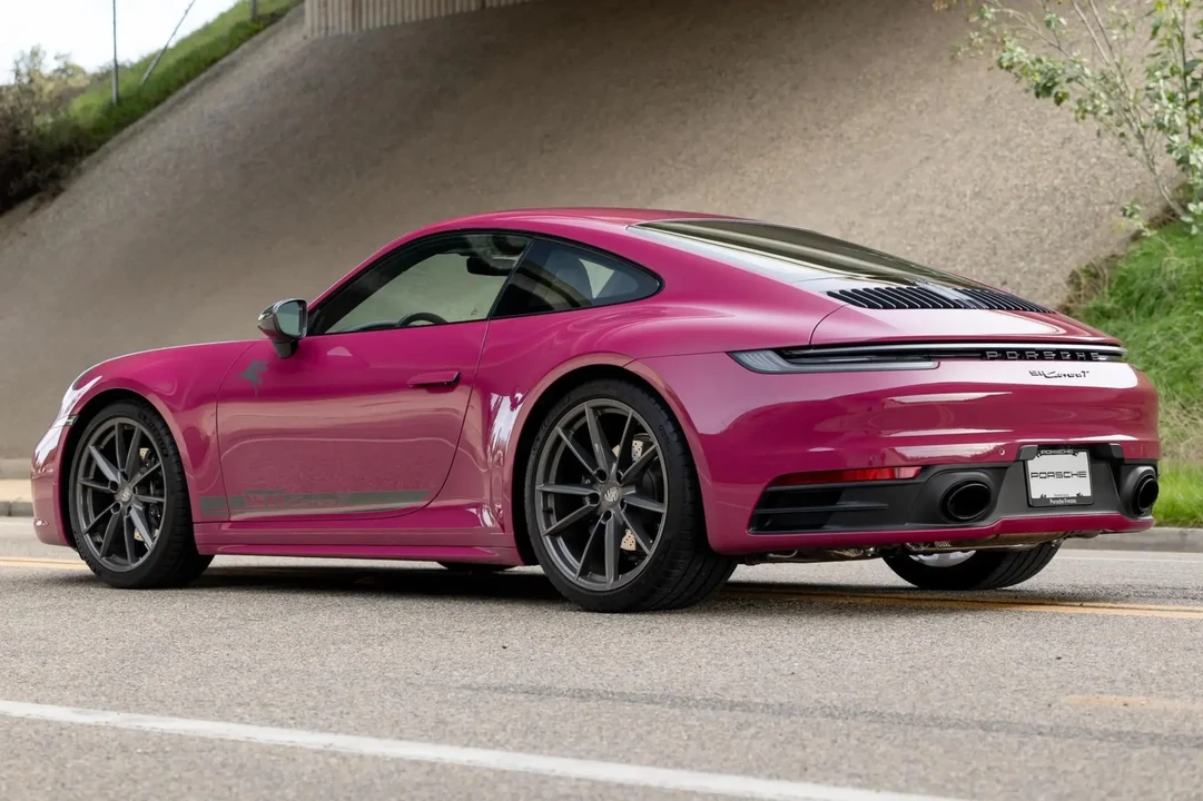 2024 Porsche 992 Carrera T - Image 6 of 6