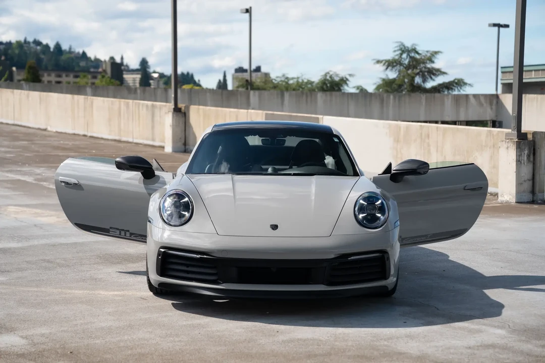 2024 Porsche 992 Carrera T - Image 4 of 6