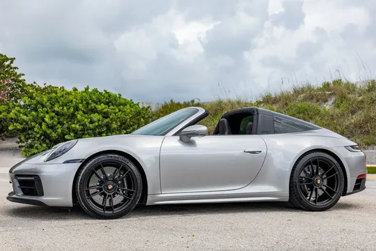 2024 Porsche 911 Targa 4 GTS