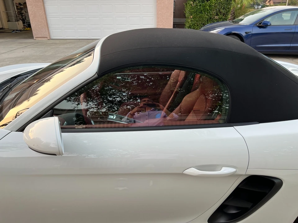 2024 Porsche 718 Boxster S - Image 11 of 12