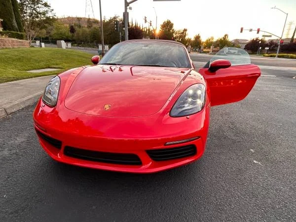 2024 Porsche 718 Boxster S - Image 4 of 5