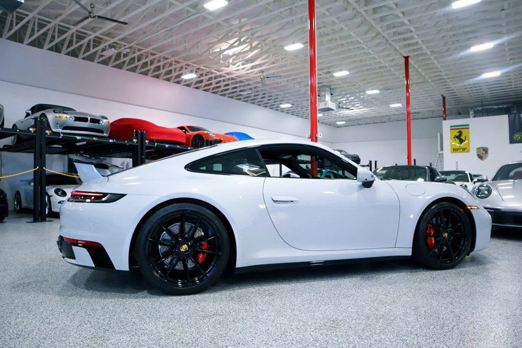 2024 Porsche - Image 12 of 12