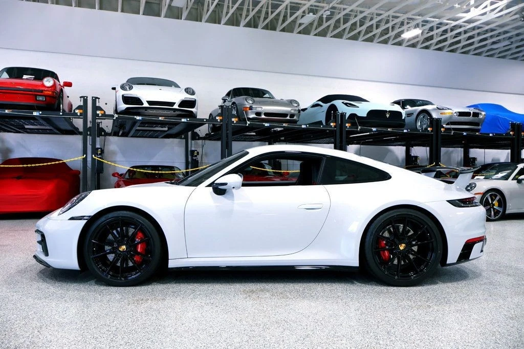 2024 Porsche 992 Carrera 4S - Image 4 of 12