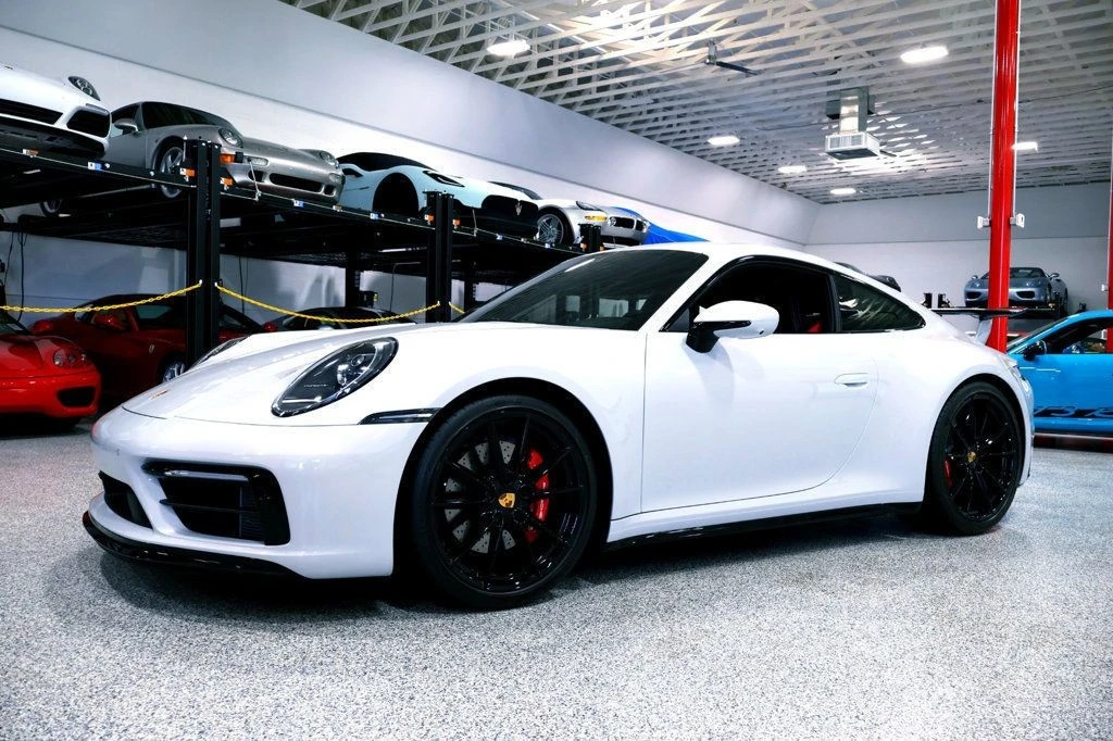 2024 Porsche 992 Carrera 4S - Image 4 of 12