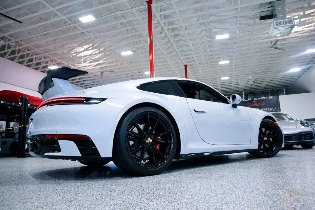 2024 Porsche 992 Carrera 4S - Image 10 of 12