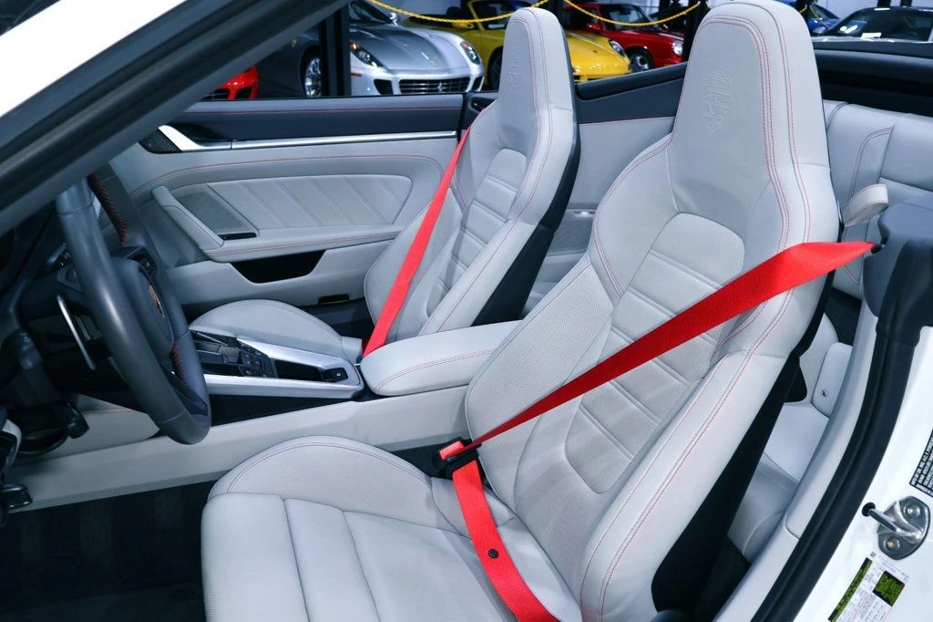 2024 Porsche - Image 11 of 12