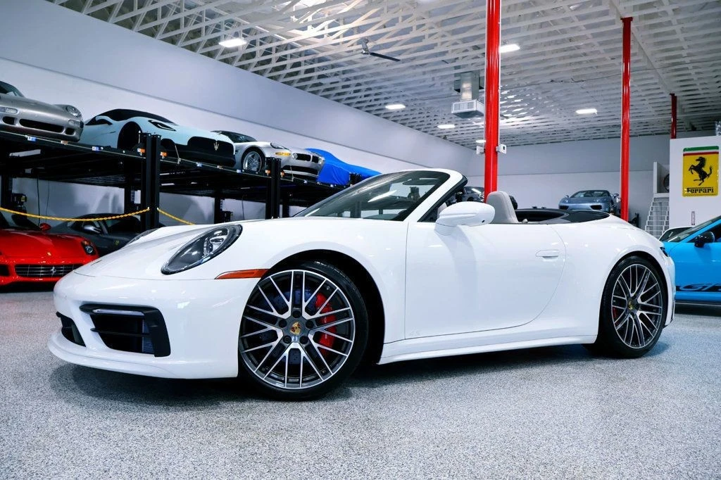 2024 Porsche - Image 4 of 12