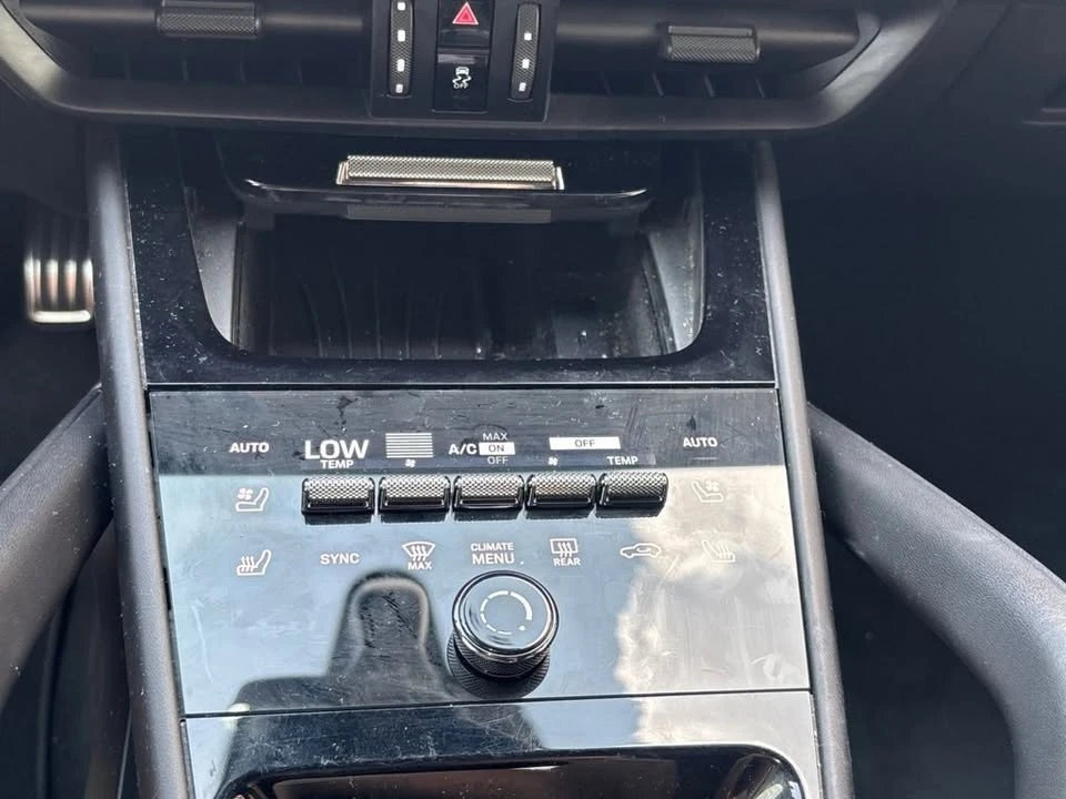 2024 Porsche 9Y0/9Y3 Cayenne - Image 14 of 20