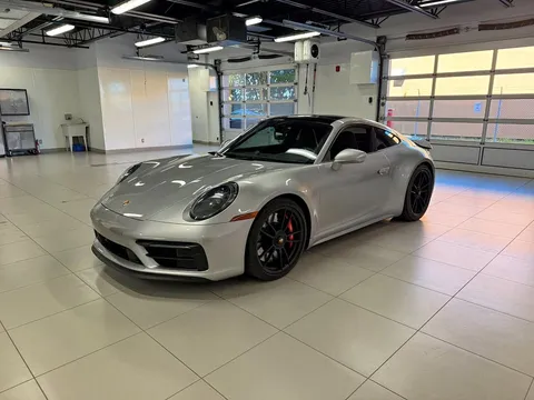 2024 Porsche 911 Carrera 4 GTS