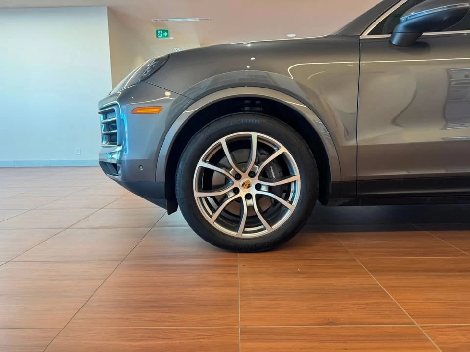 2024 Porsche 9Y0/9Y3 Cayenne - Image 3 of 19