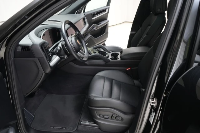 2024 Porsche 9Y0/9Y3 Cayenne - Image 21 of 21
