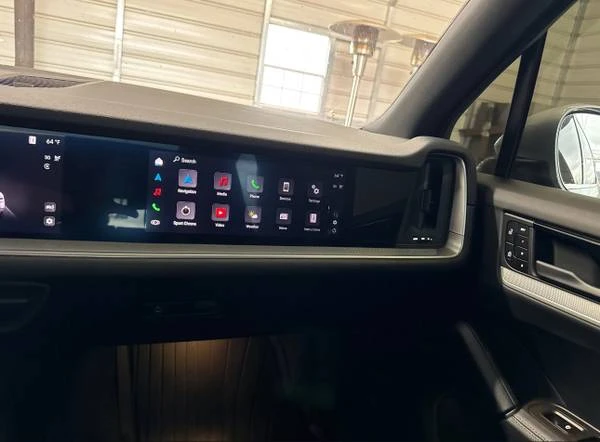 2024 Porsche 9Y0/9Y3 Cayenne - Image 8 of 12