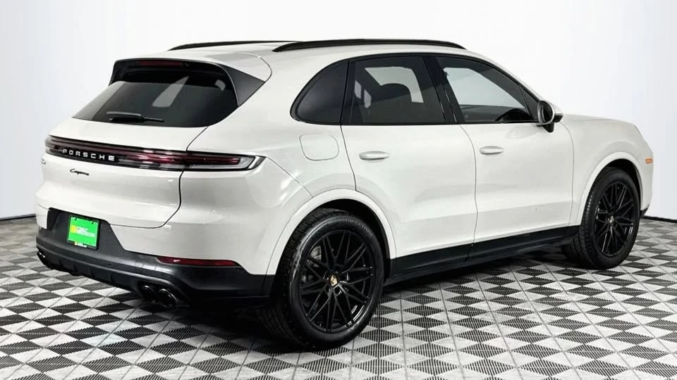2024 Porsche 9Y0/9Y3 Cayenne - Image 6 of 20