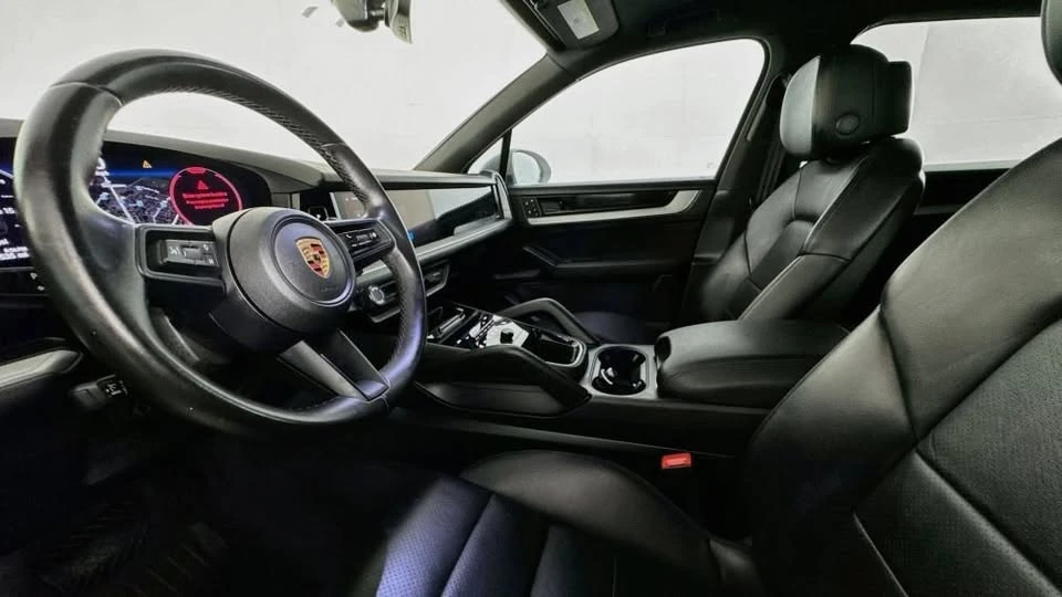 2024 Porsche 9Y0/9Y3 Cayenne - Image 16 of 20