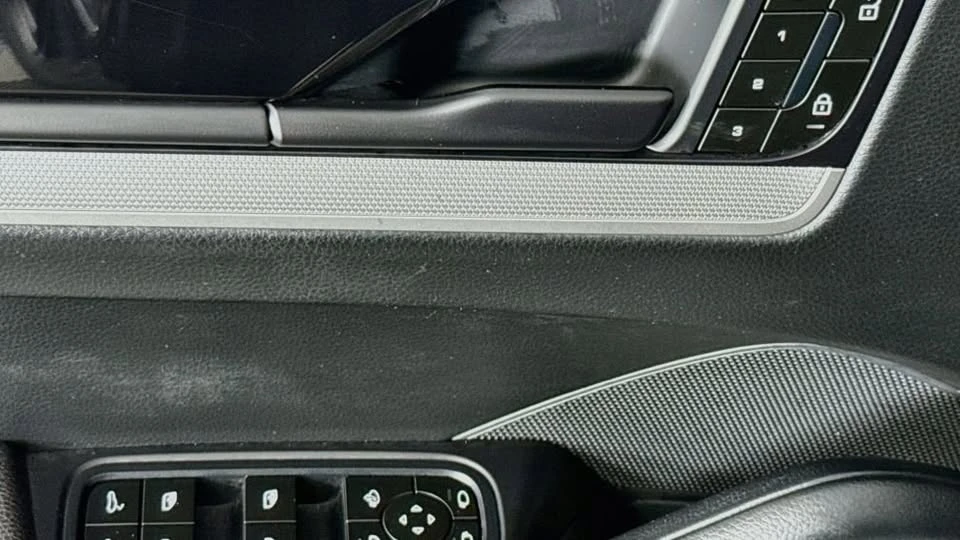 2024 Porsche 9Y0/9Y3 Cayenne - Image 18 of 20